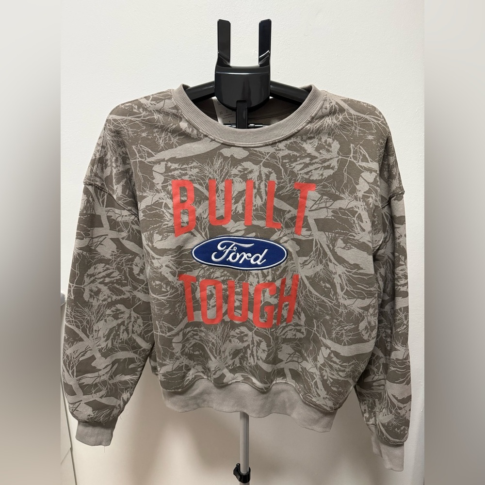 NWT Ford Hybrid Built Tough Sweatshirt Camouflage Fleece Lined Pullover Women SM